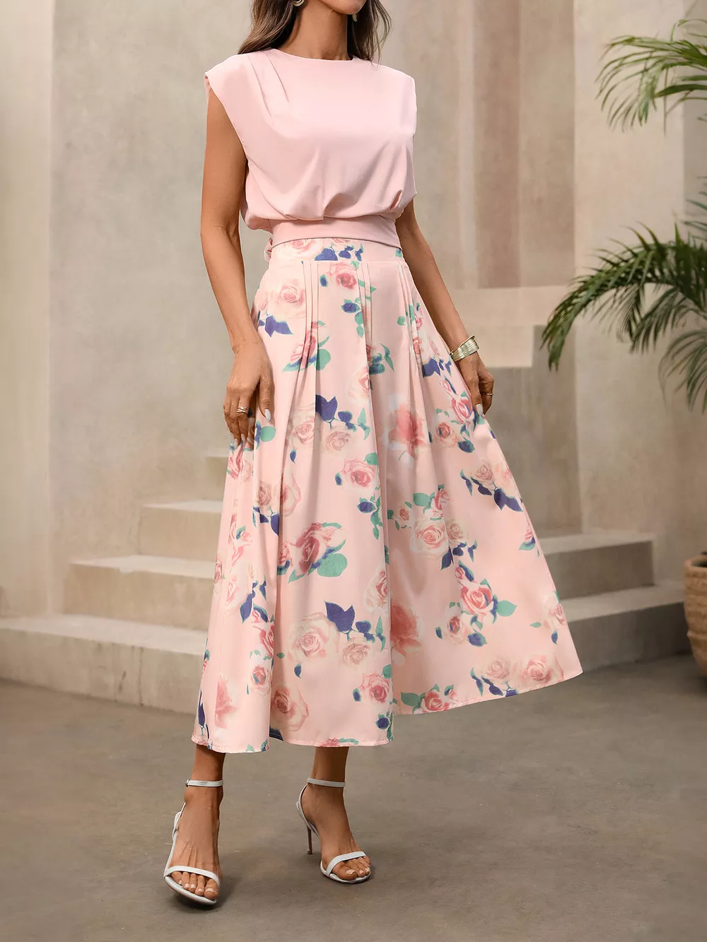 Round Neck Top and Floral Print Skirt Two-Piece Set, image 2