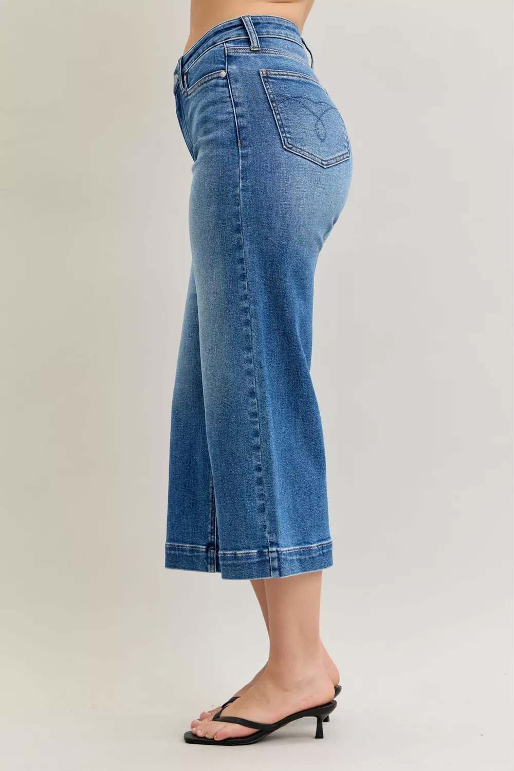 Mid Rise Crop Wide Leg Jeans, image 5