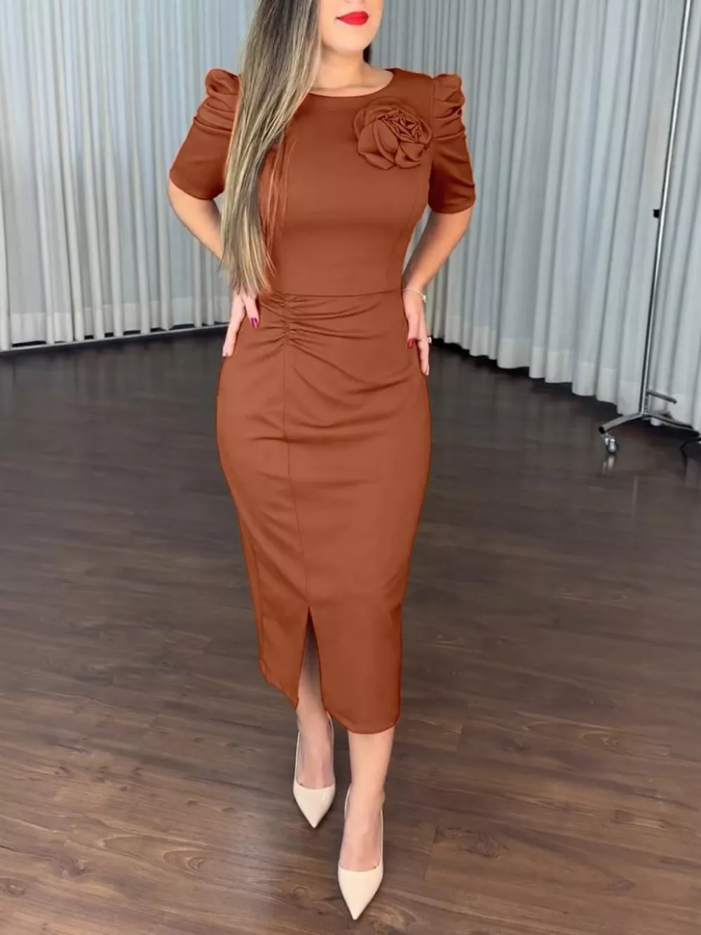 Floral Short Sleeve Ruched Bodycon Midi Dress, image 3