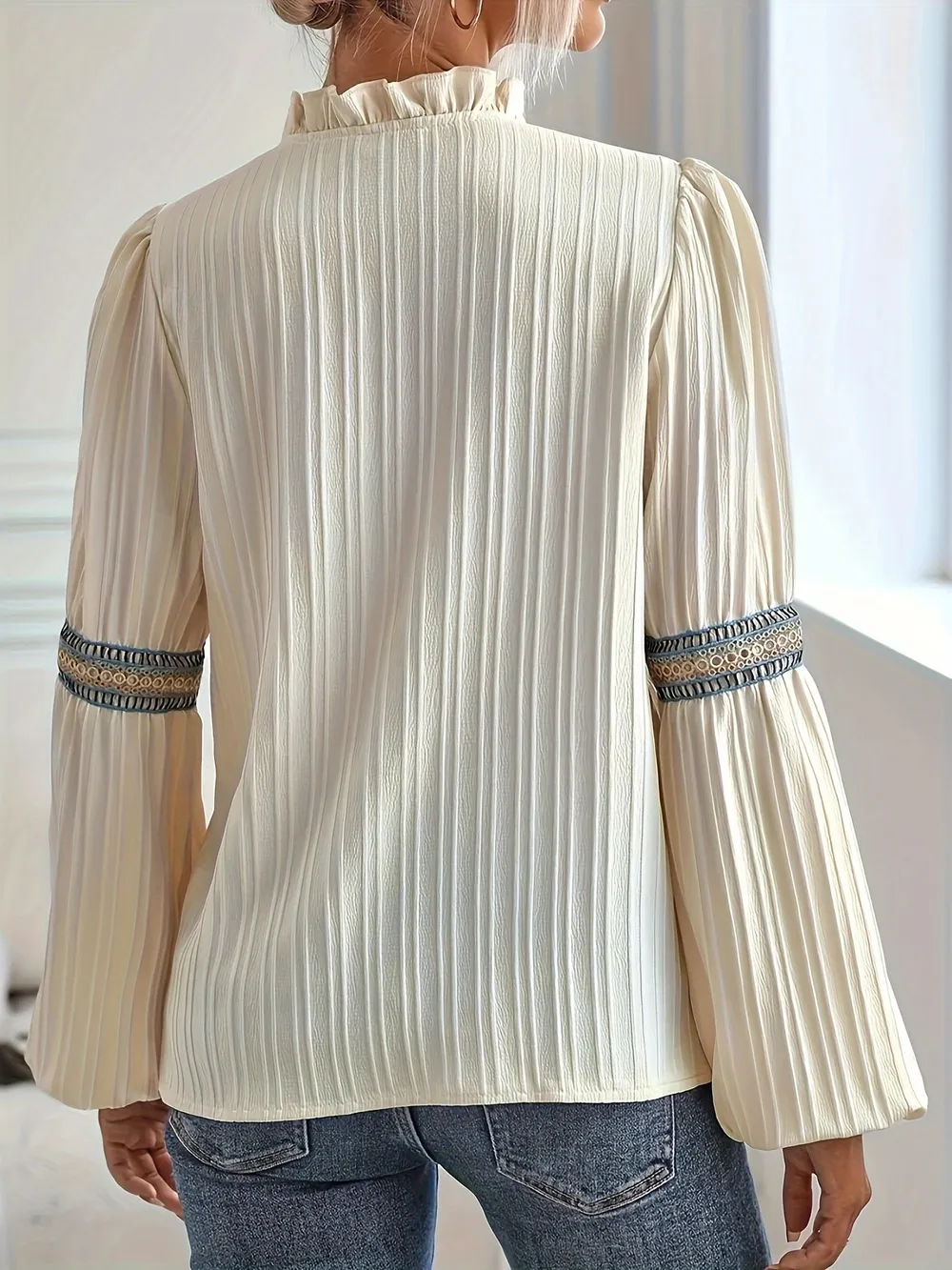 Notched Textured Balloon Sleeve Blouse, image 4