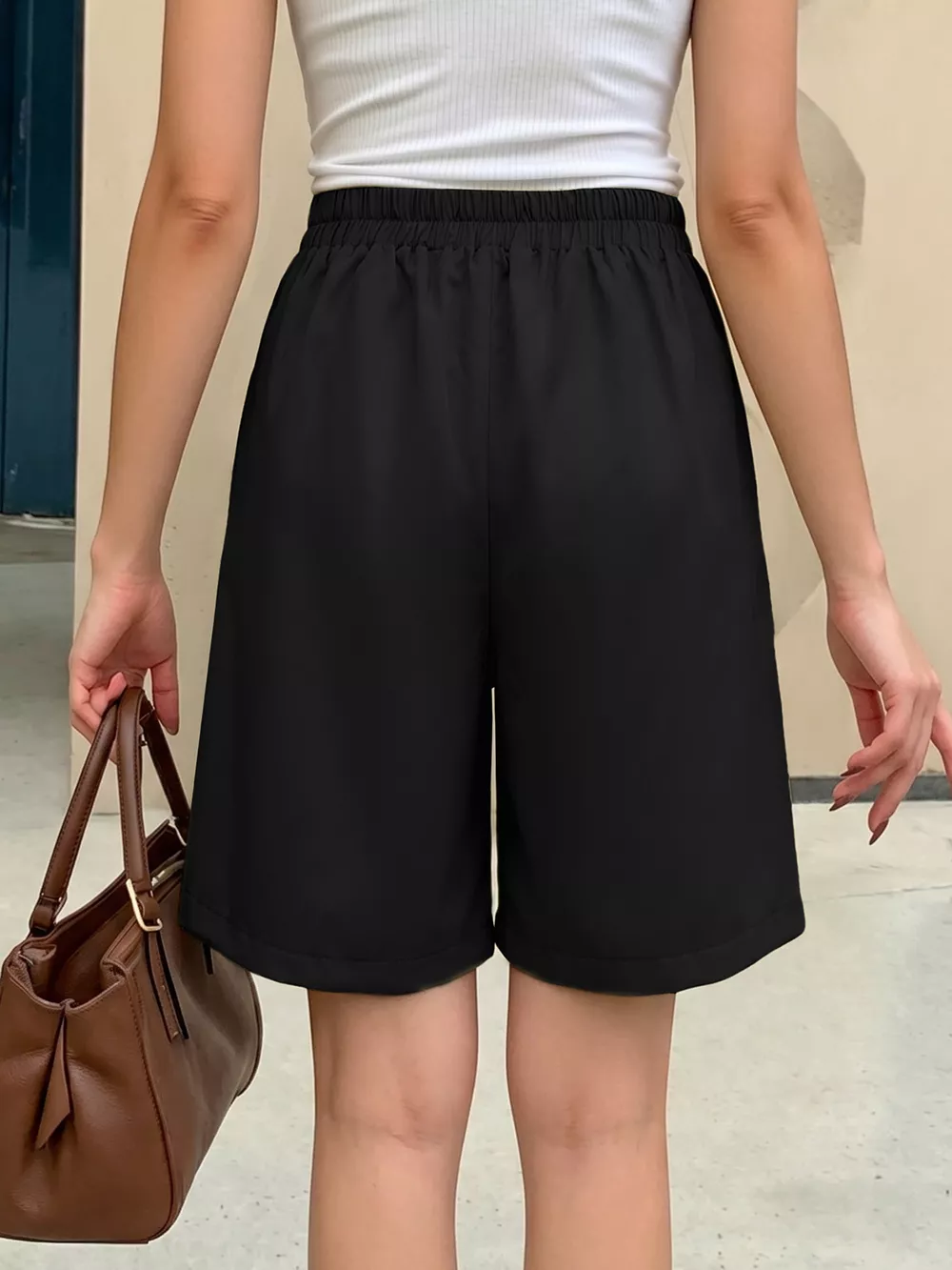 High-Waisted Pleated Shorts, image 6