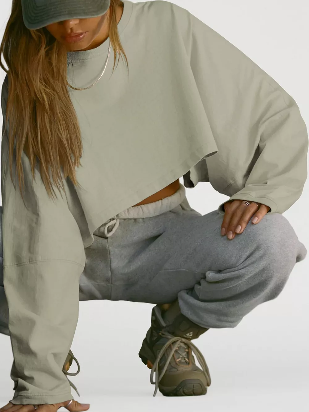 Long Sleeve Cropped Sweatshirt, image 34