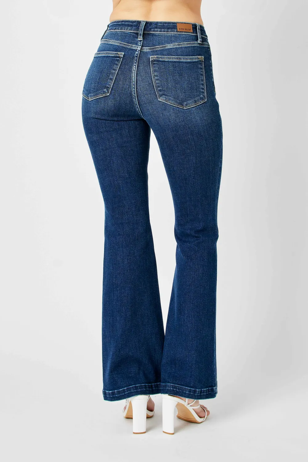 Full Size Hw Angled Side Seam Detail Flare Jeans Plus Size, image 3