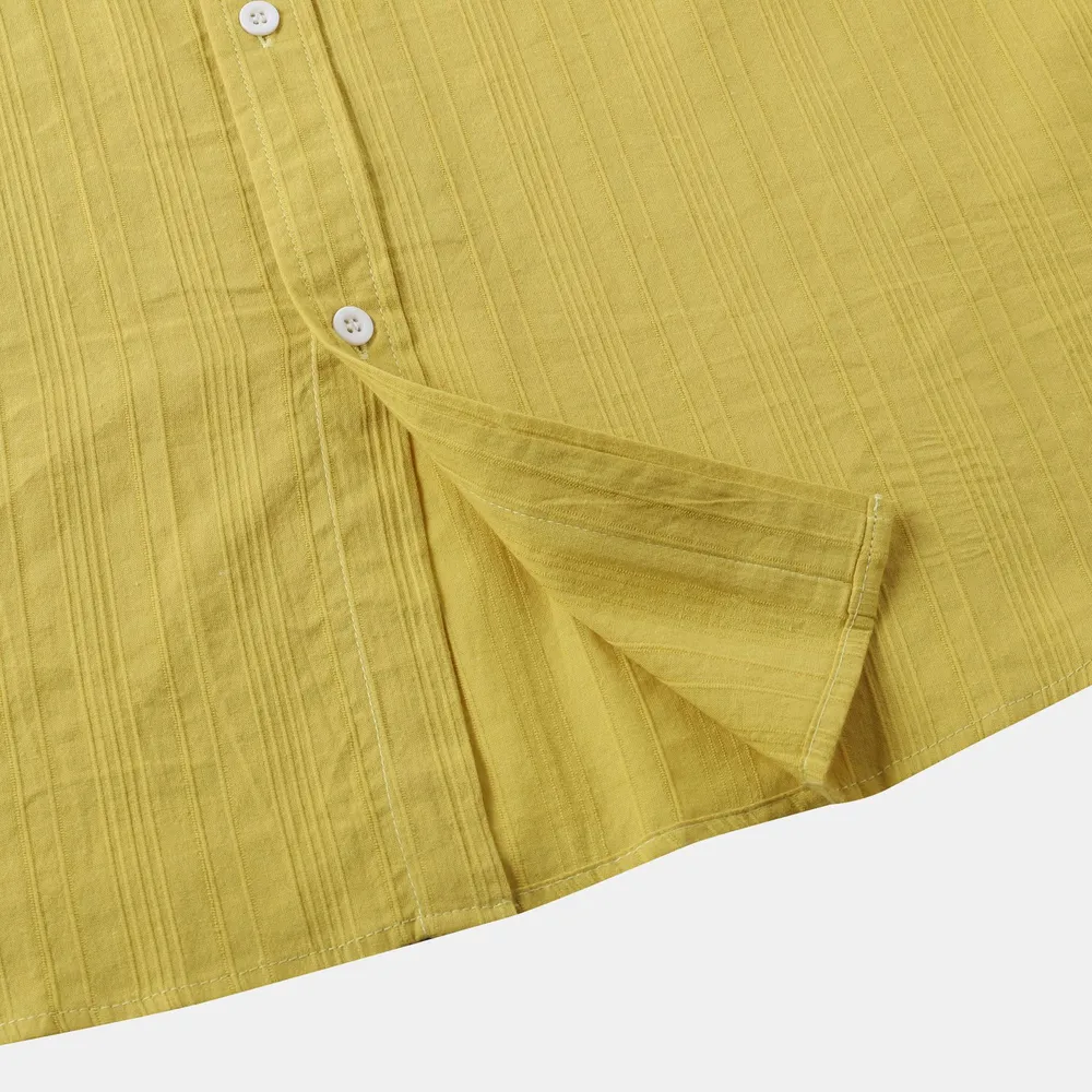 Men's Short Sleeve Button Down Shirt with Chest Pocket, image 29