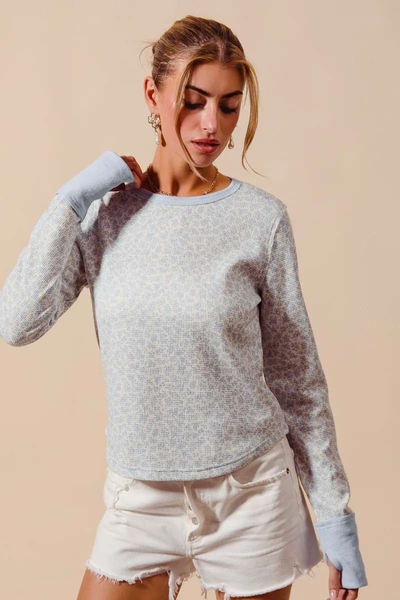 Textued Floral Knit Top with Contrast Cuffs, image 3