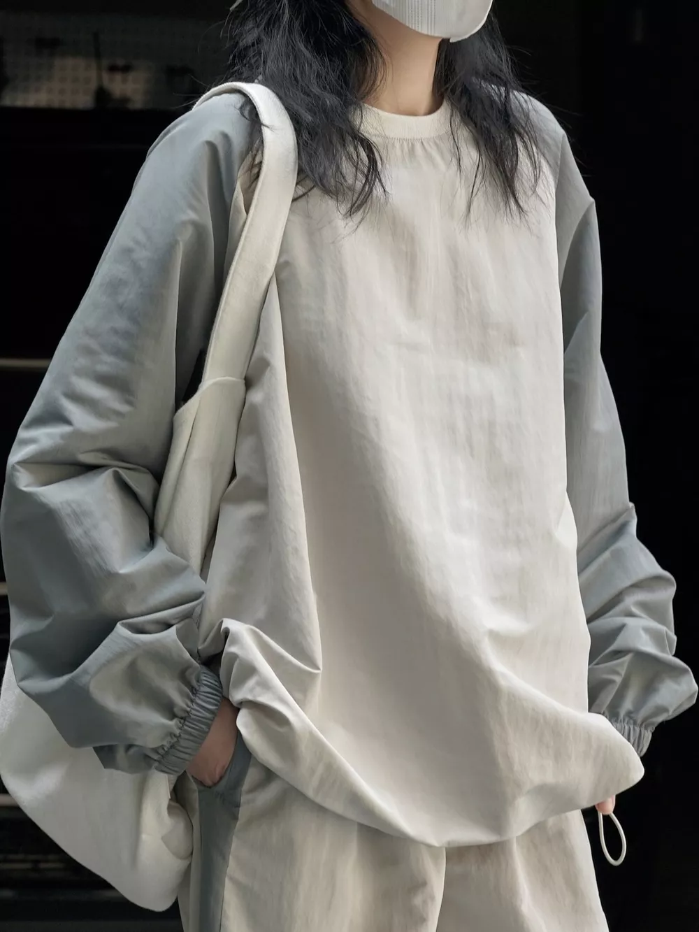 Color-Block Raglan Sleeve Sweatshirt, image 2