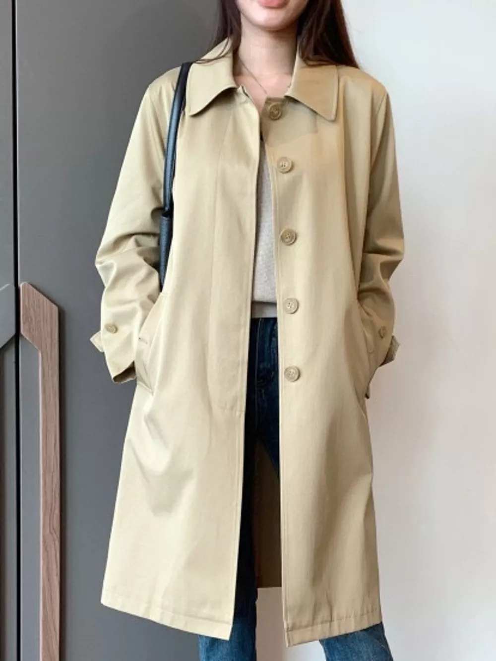 Classic Minimalist Single-Breasted Trench Coat Outerwear, image 4
