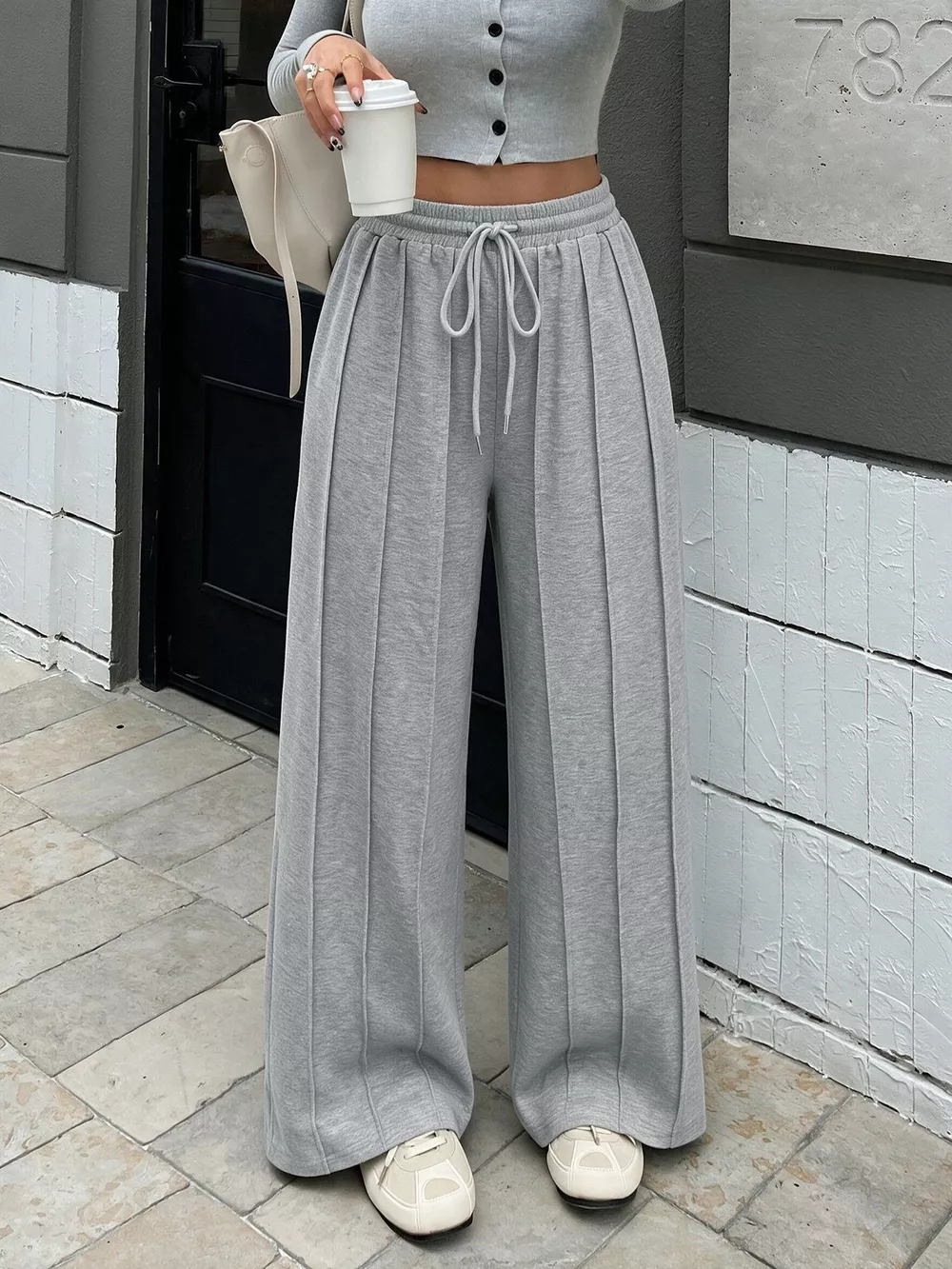 Drawstring Wide-Leg Sweatpants, image 3