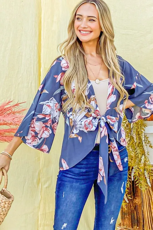 Front Tie Knot Floral Print Top