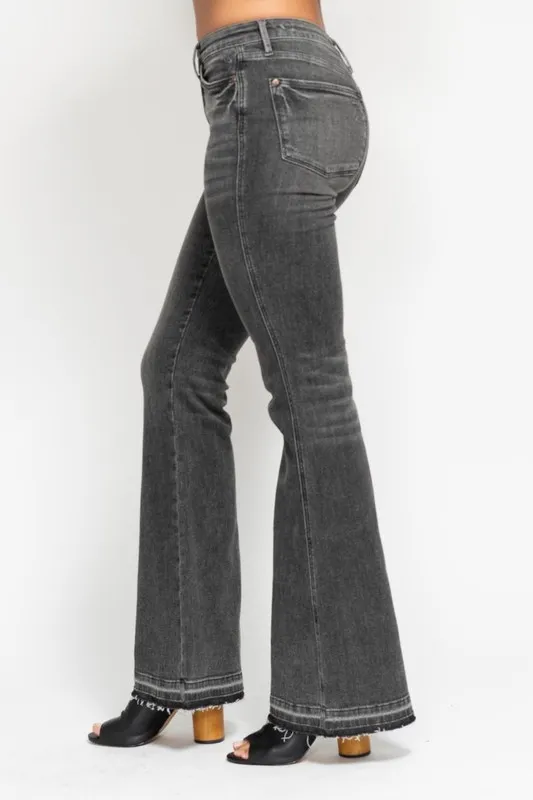 Full Size Mid Rise Tummy Control Washed Gray Release Hem Flare Jeans Plus Size, image 10