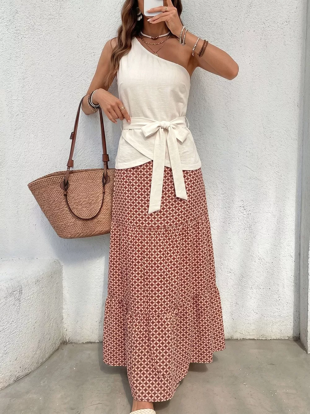 One-Shoulder Top and Geometric Print Maxi Skirt Set, image 4