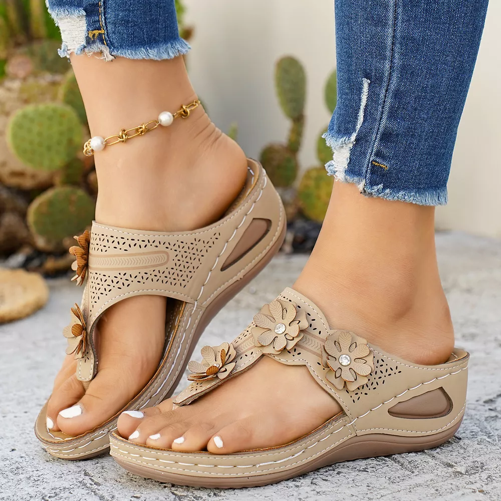 Toe Post Wedge Sandals