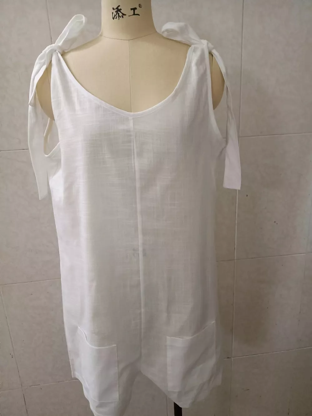Full Size Tie-Shoulder Romper with Pockets Plus Size, image 19