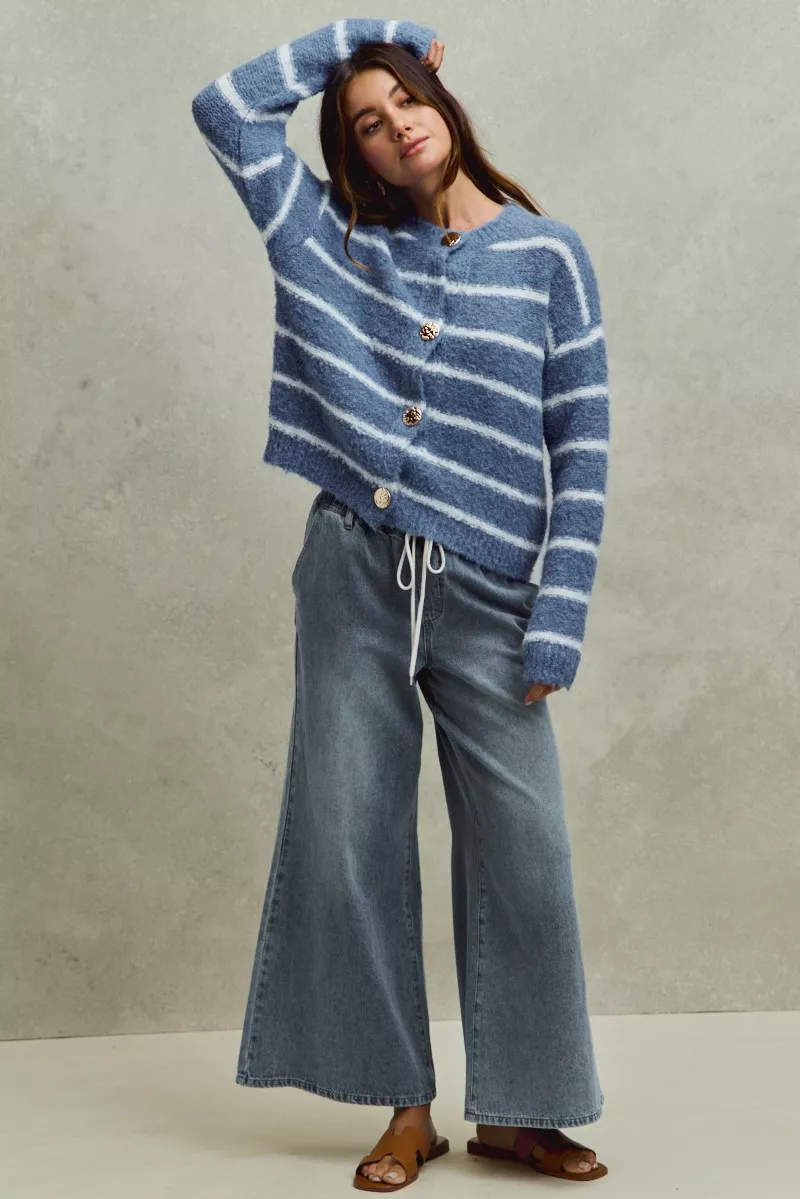 Mid Rise Elastic Waist Flare Denim Jeans, image 7