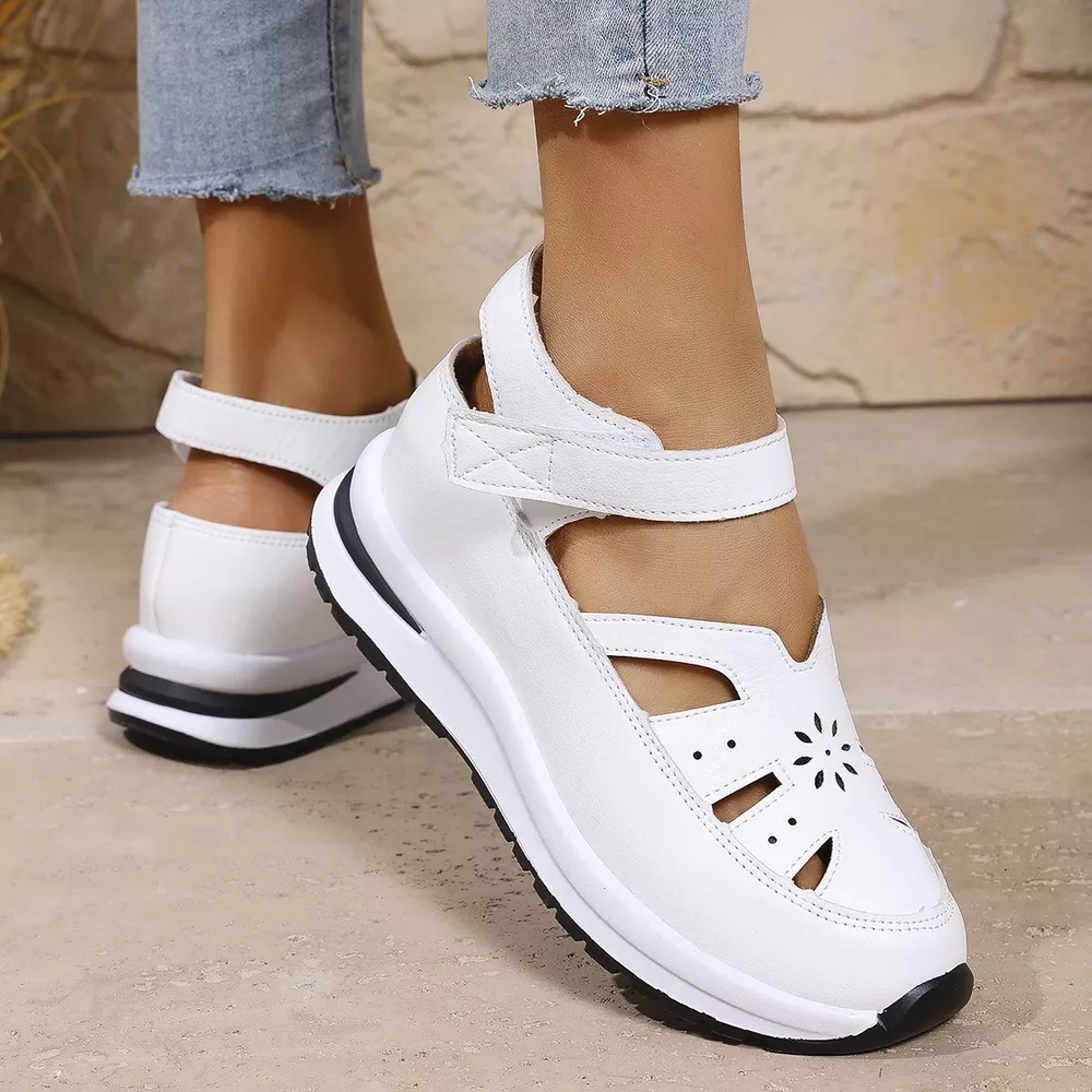 Round Toe Platform Sandals, image 3
