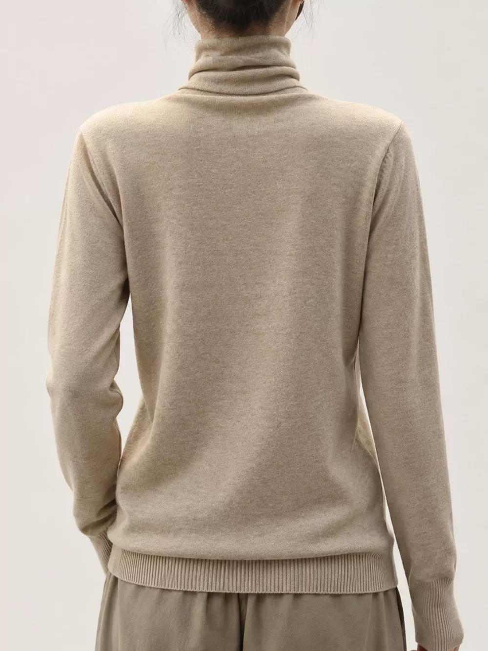 Full Size Slim-Fit Turtleneck Knit Top Plus Size, image 21