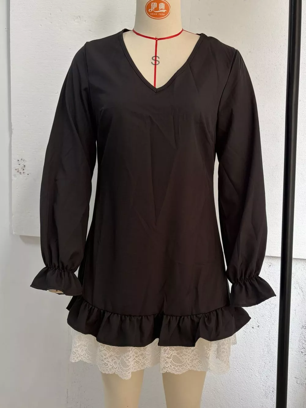 Lace Hem V-Neck Flounce Sleeve Dress, image 24