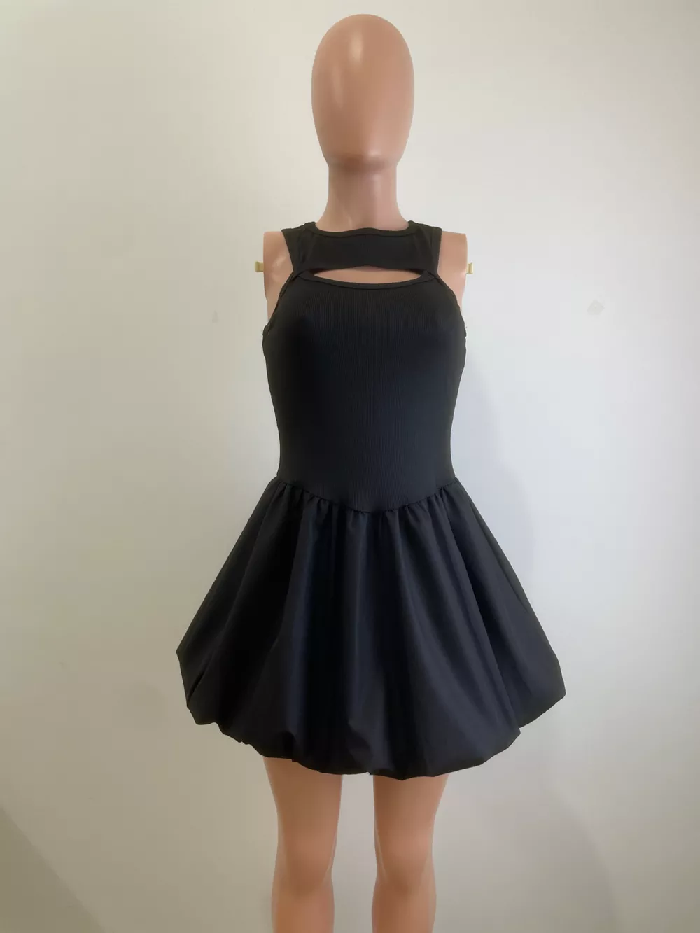 Cut-out Bubble Hem Dress, image 8
