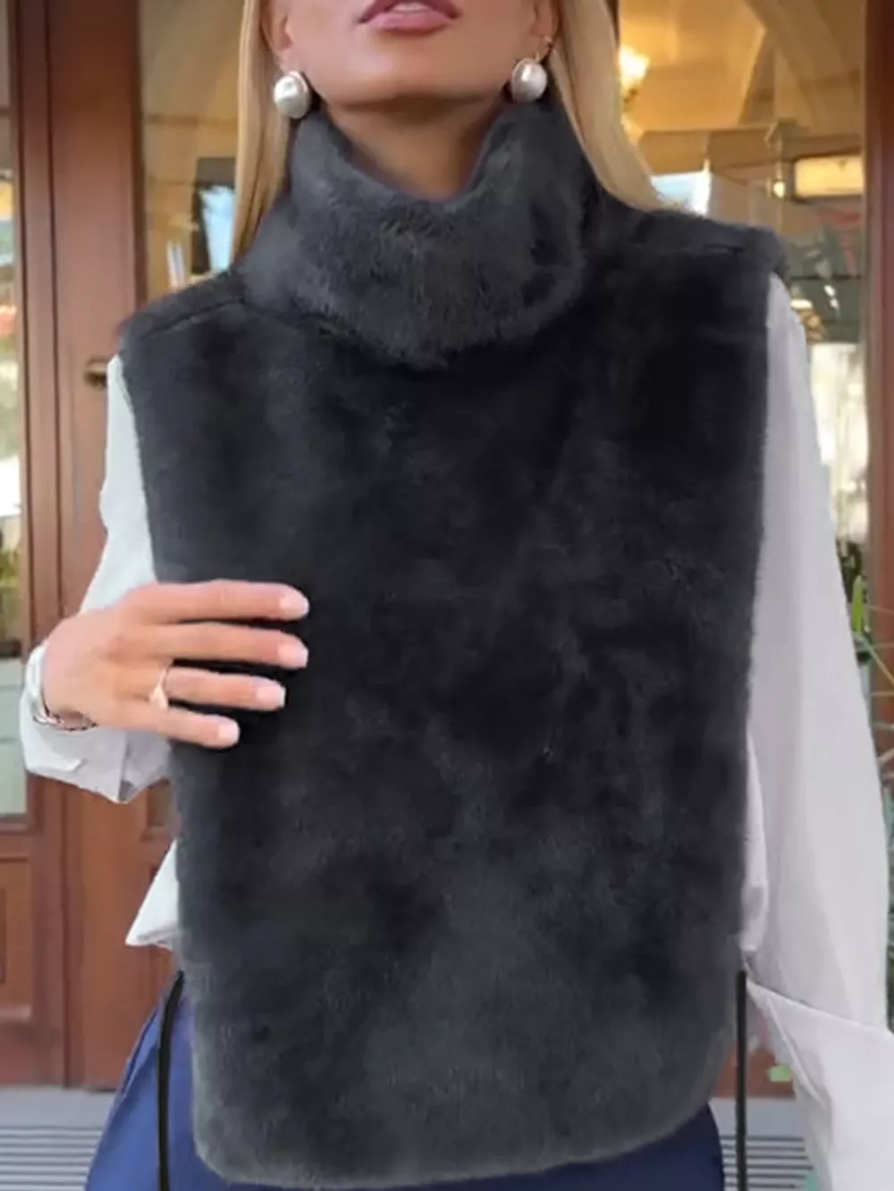 Plush Turtleneck Sleeveless Vest Coat, image 4