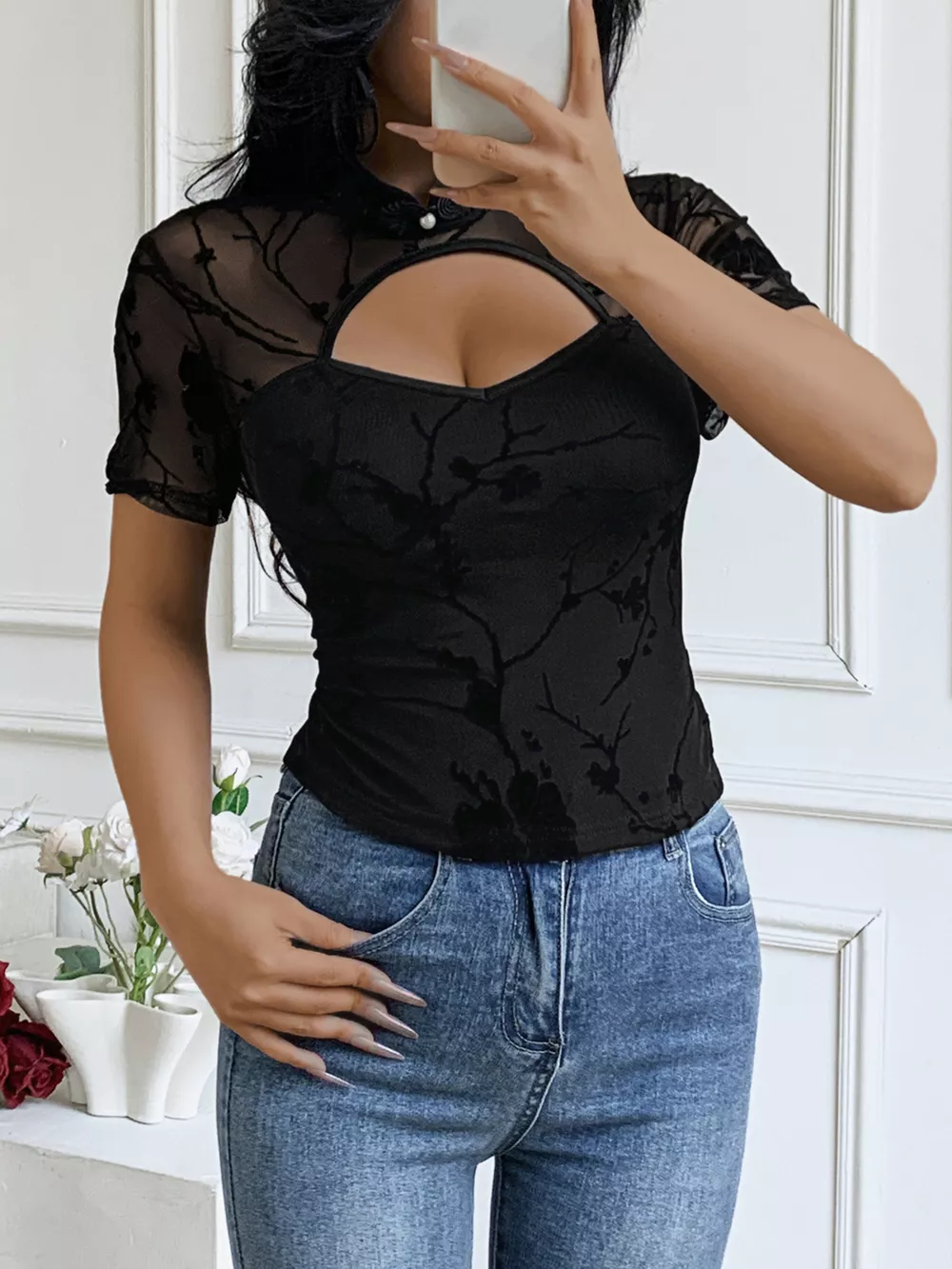 Cutout Front Short Sleeve Top, image 3