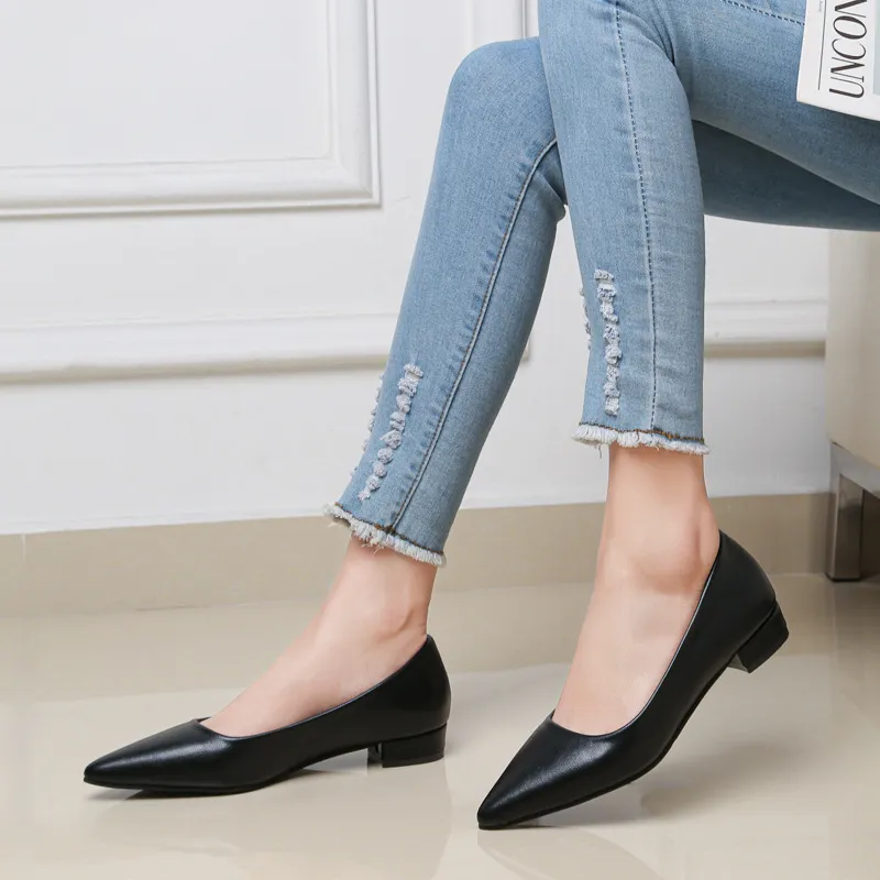 Pointed Toe Low Heel Pump, image 11