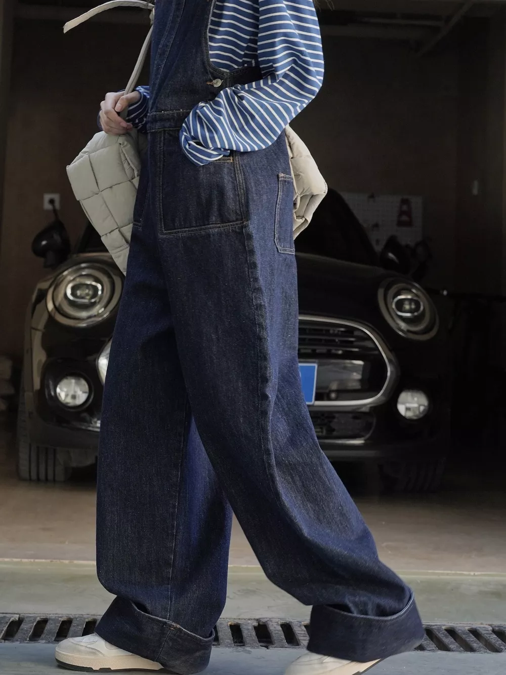 Vintage Dark Wash Wide-Leg Denim Overalls, image 18