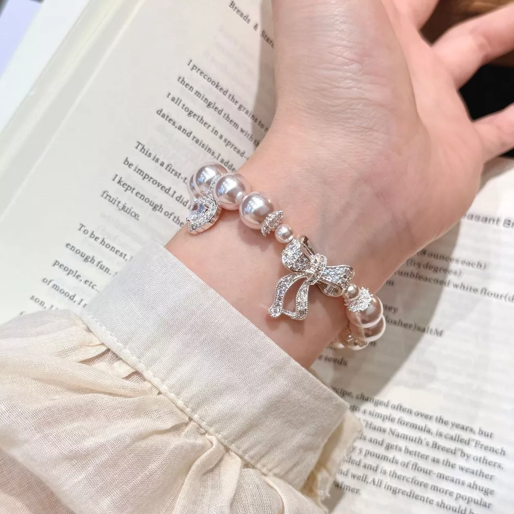 Pearl Bracelet with Bow Charm, image 3