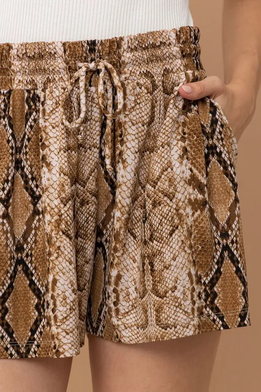 Wrinkle-free Stretchy Cooling Fabric Shorts, image 3