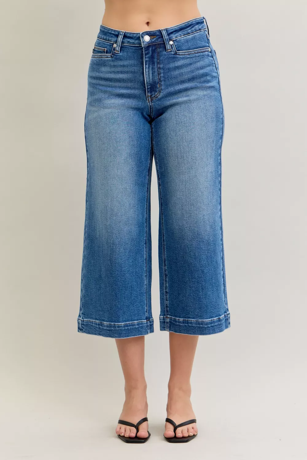 Mid Rise Crop Wide Leg Jeans