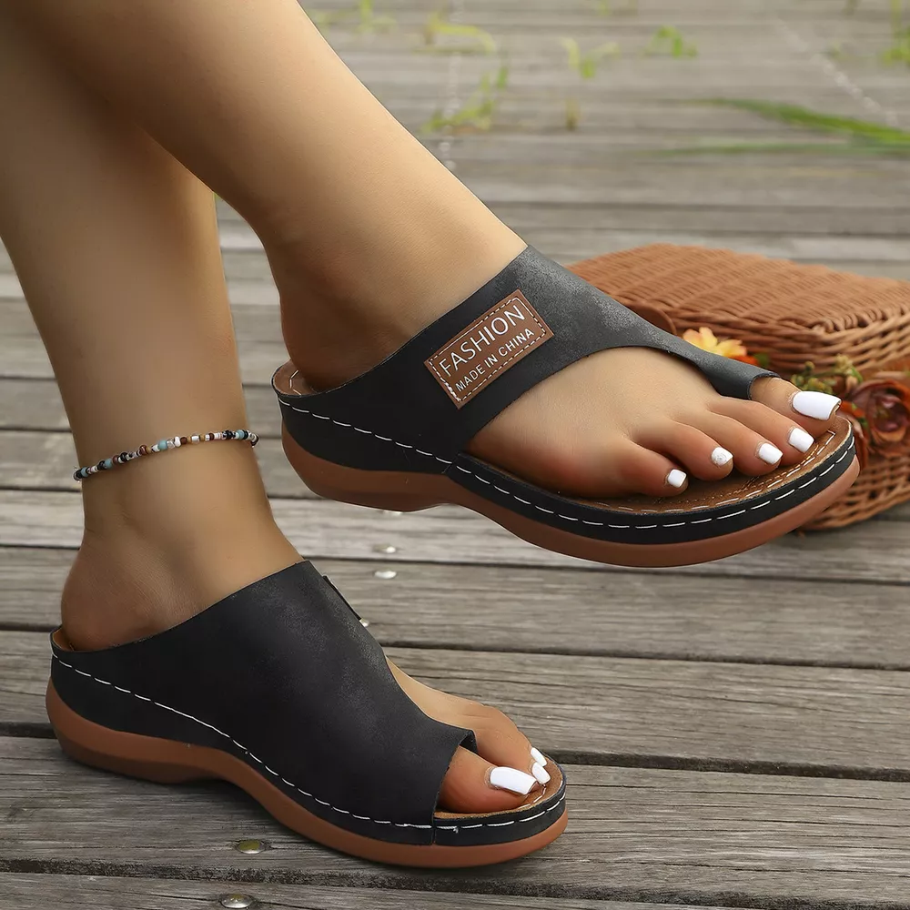 Toe Loop Flats Sandals, image 3