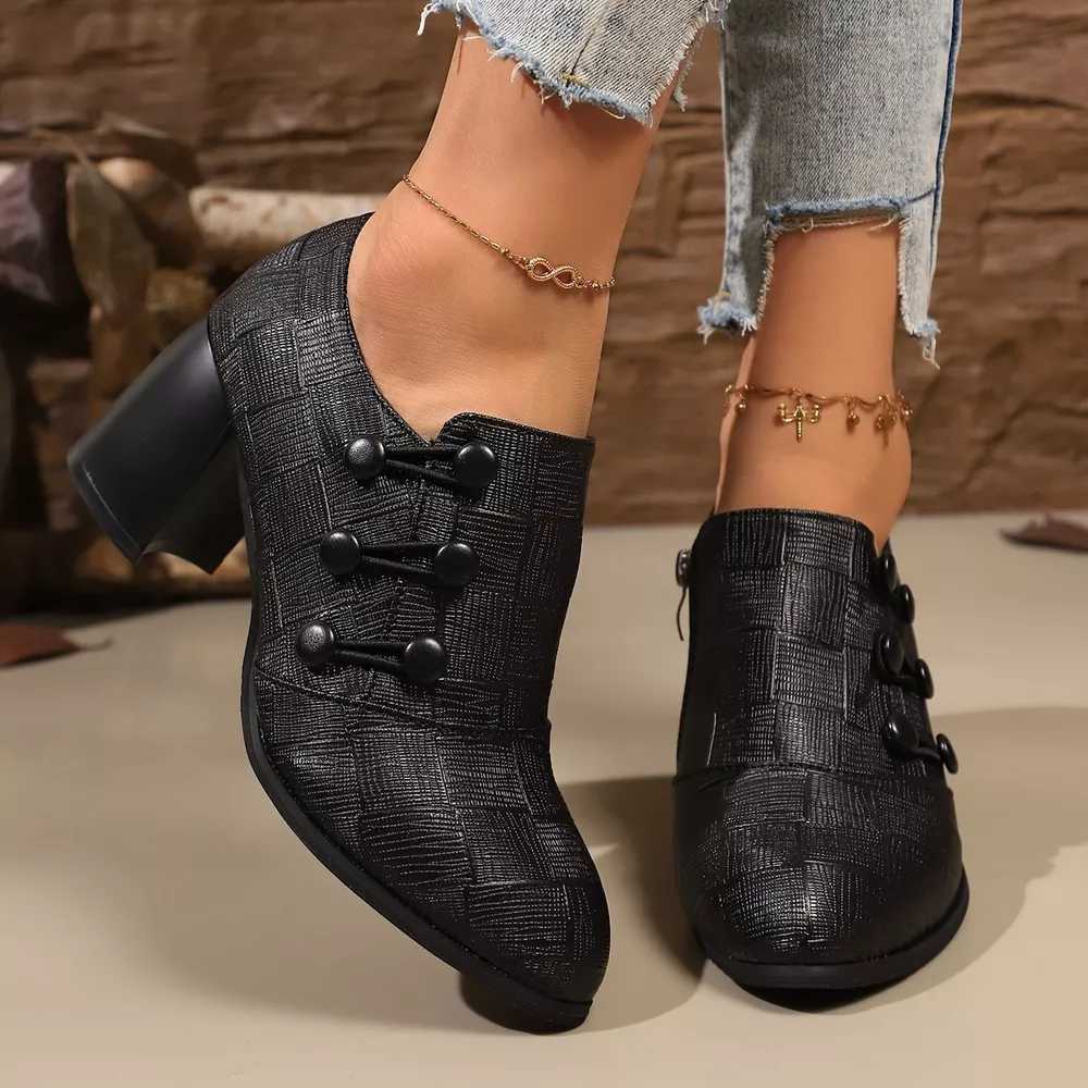 Woven Texture Button Decor Pumps, image 2