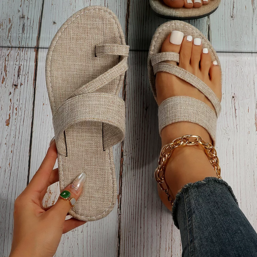 Toe Loop Sandals, image 3