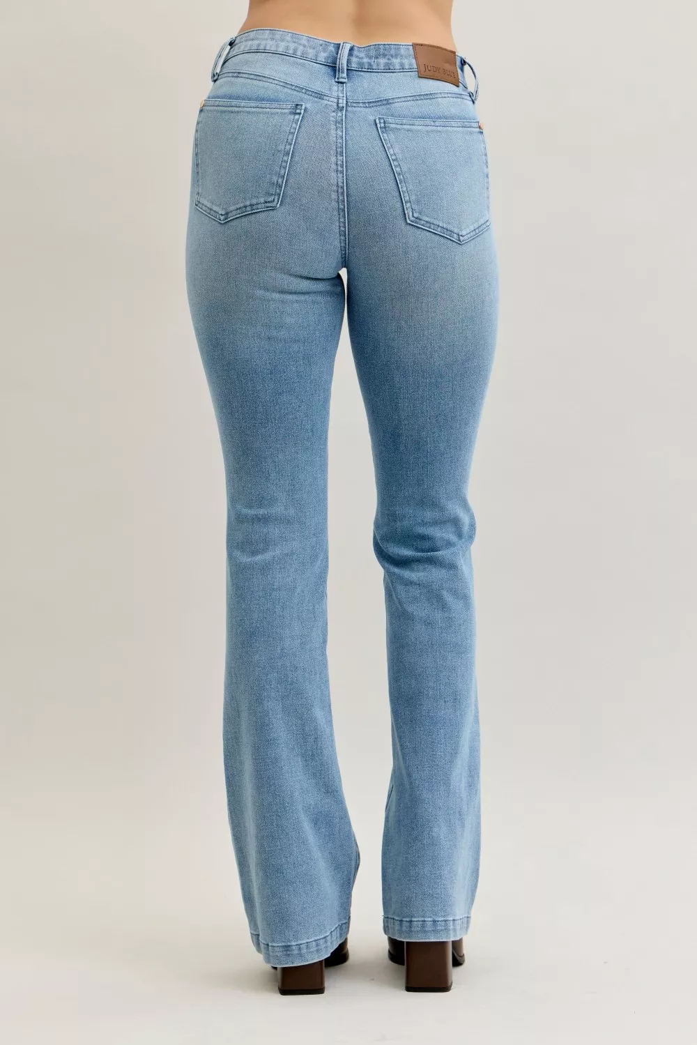 Full Size Mid Rise Bootcut Jeans with Contrast Wash & Front Patch Pockets Plus Size, image 15