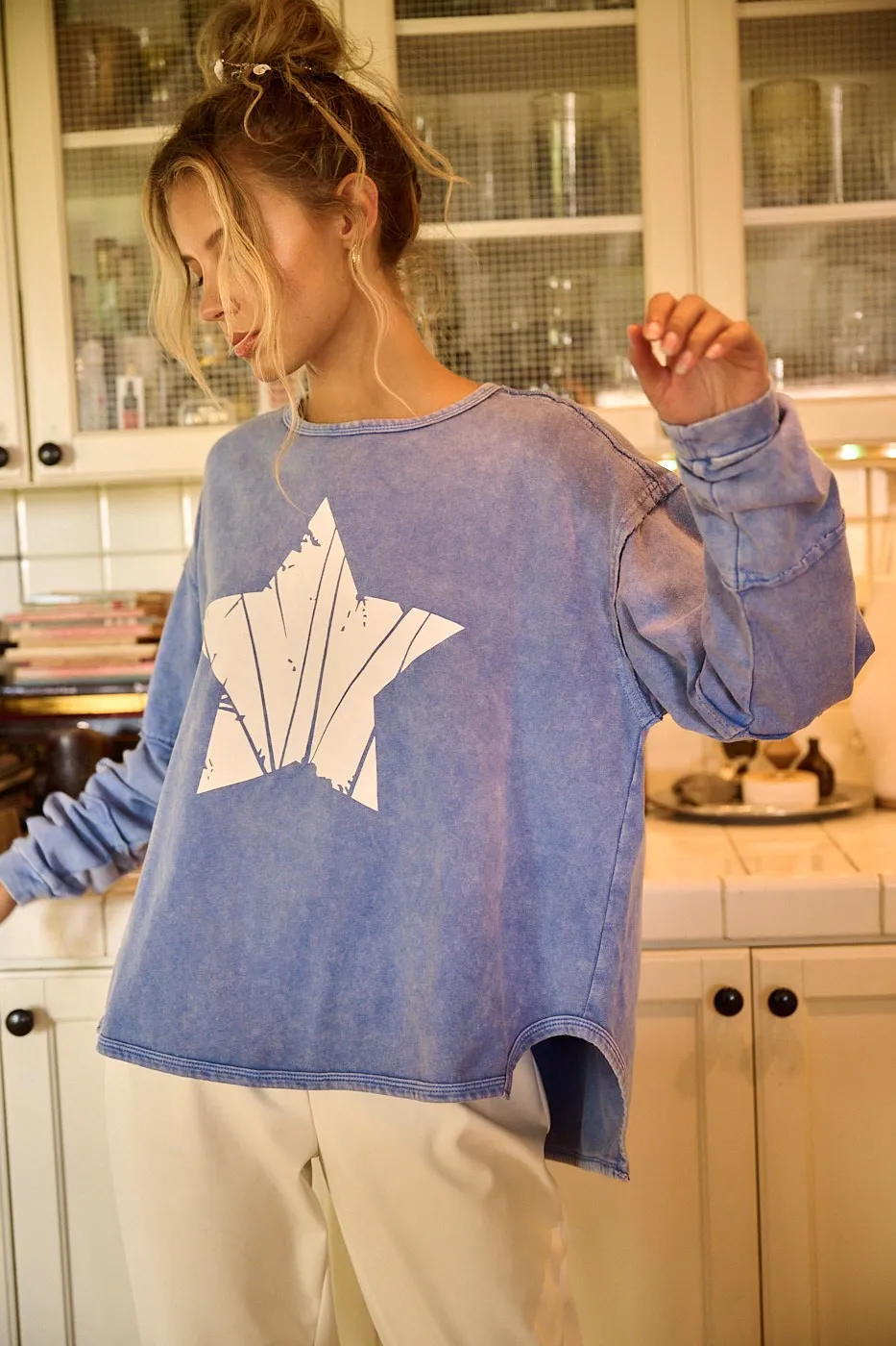 Star Graphic Mineral Wash Long Sleeve Top, image 2