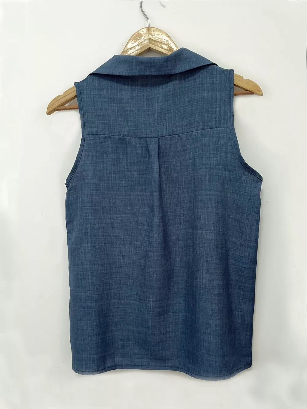 Full Size Button-Up Collared Neck Sleeveless Top Plus Size, image 2