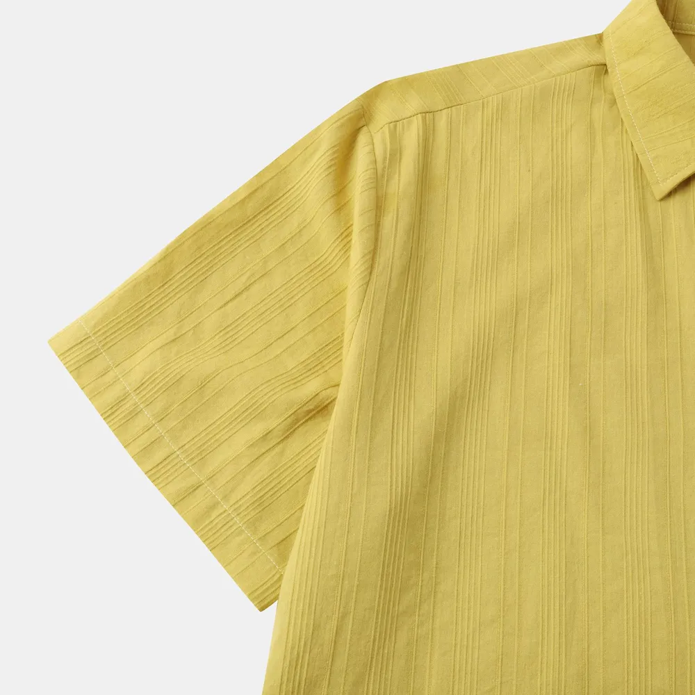 Men's Short Sleeve Button Down Shirt with Chest Pocket, image 30