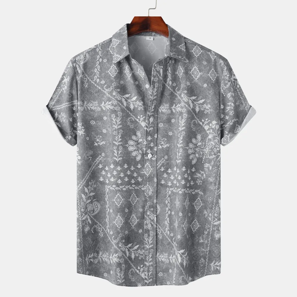 Men's Printed Short Sleeve Button-Up Shirt