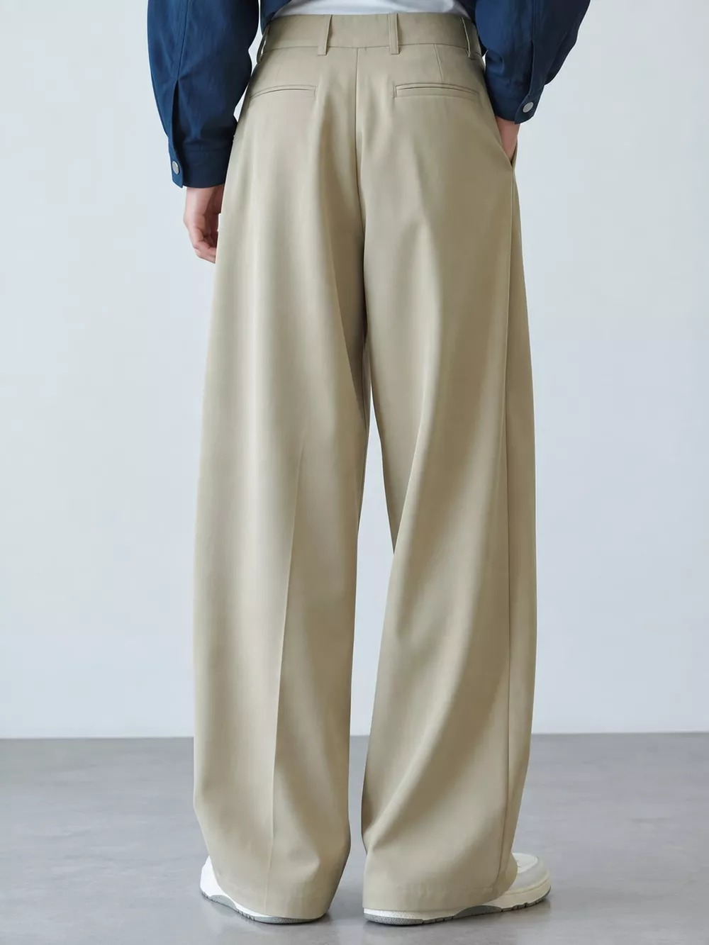 High-Waisted Pleated Wide-Leg Pants, image 24