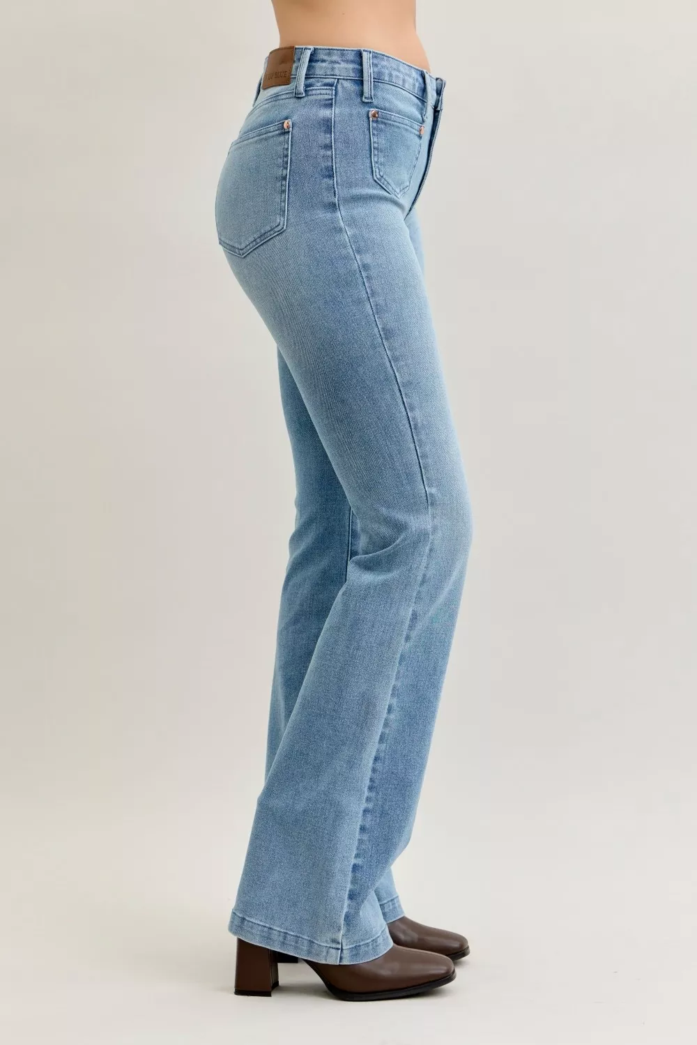 Full Size Mid Rise Bootcut Jeans with Contrast Wash & Front Patch Pockets Plus Size, image 17