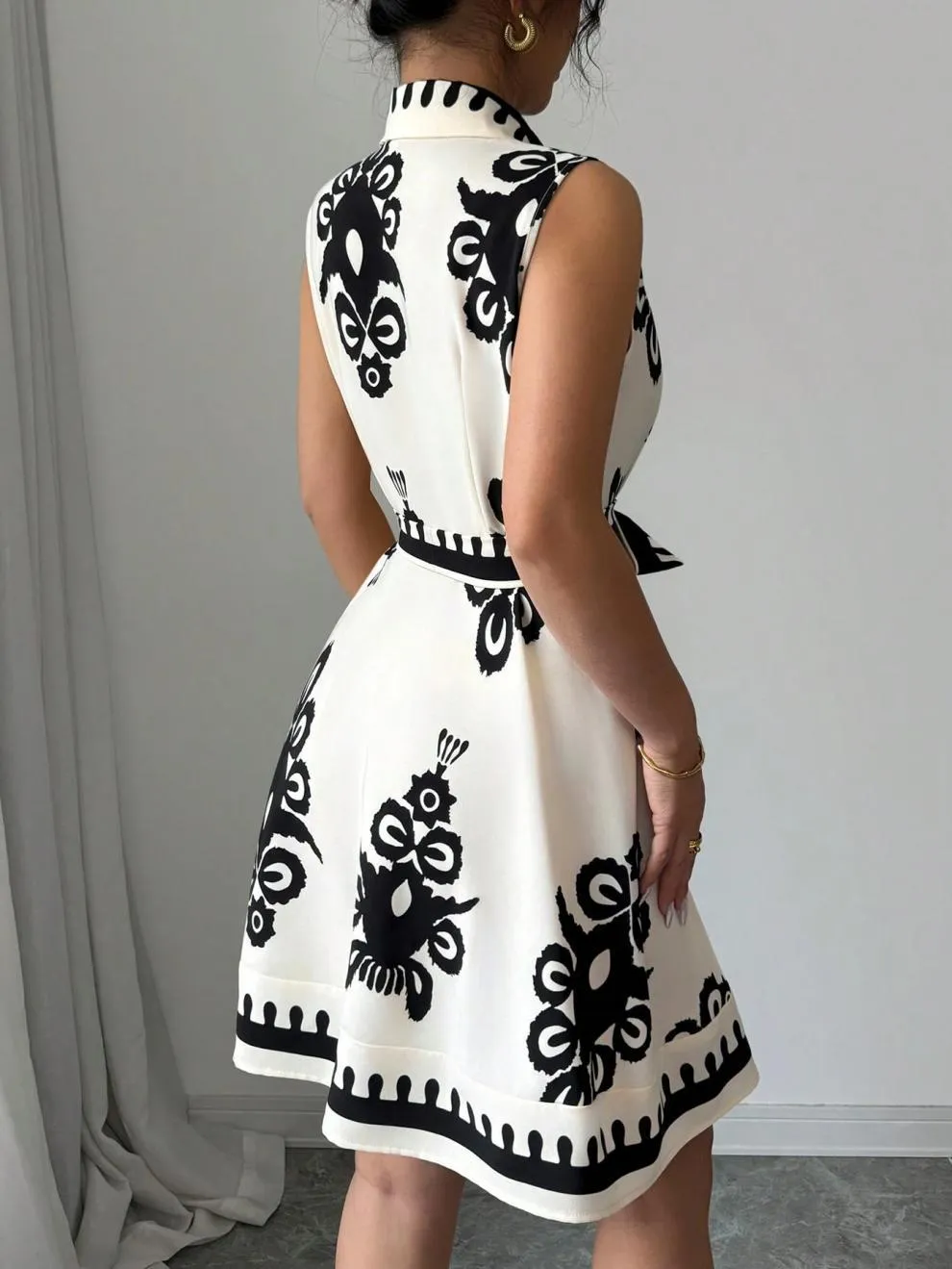 Printed Sleeveless Button Front Dress, image 10