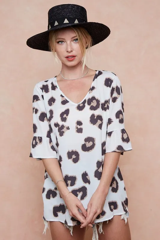 Leopard Printed V Neck Woven Top with Ruffled