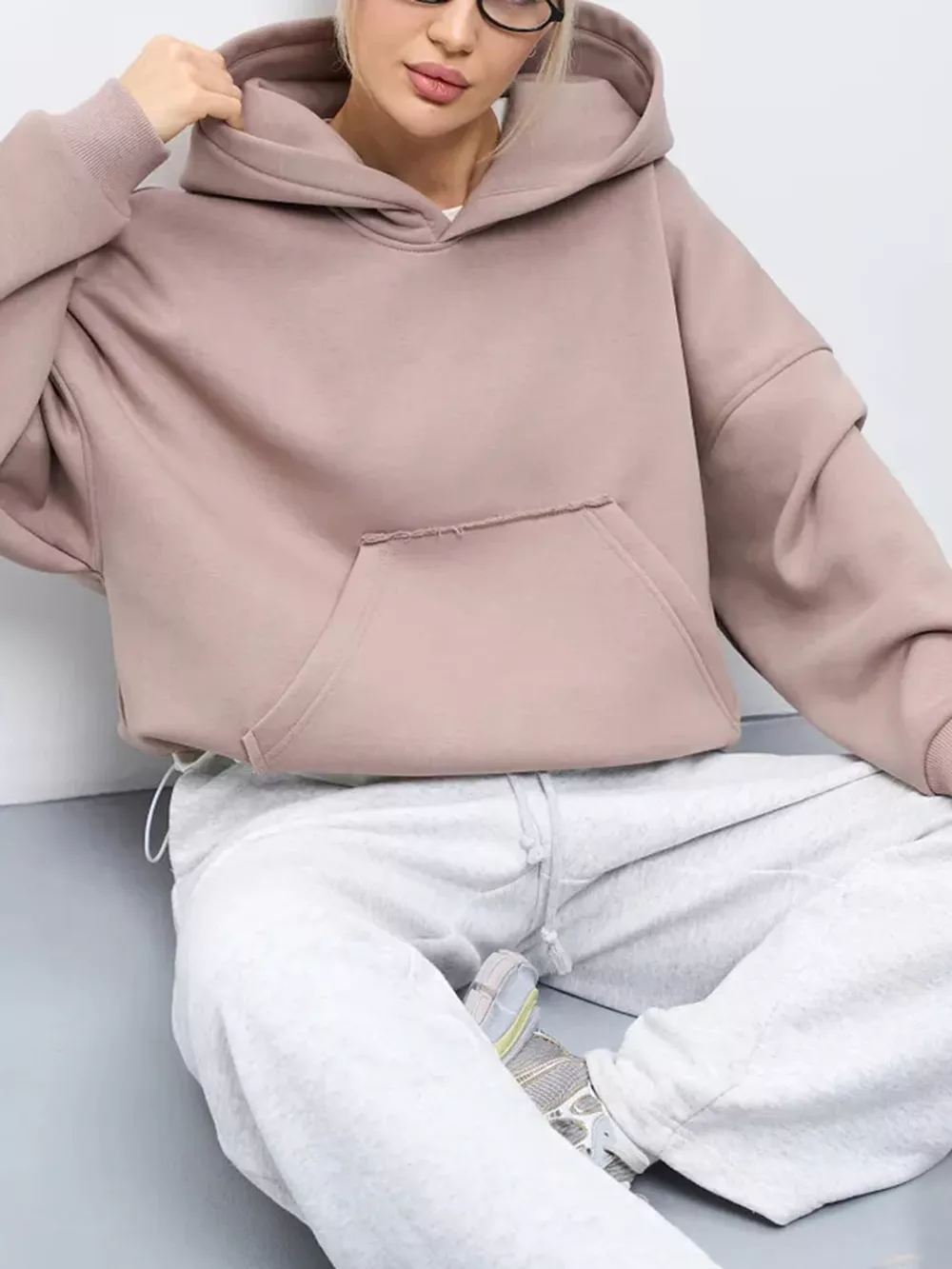 Kangaroo Pocket Dropped Shoulder Hoodie, image 8