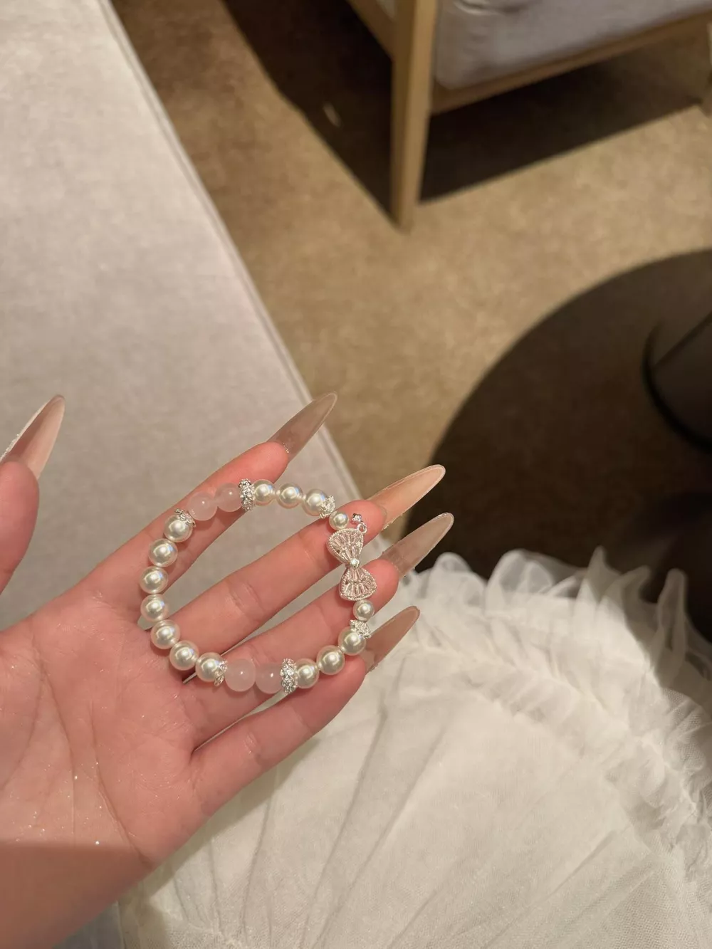 Bow Charm Pearl Bracelet, image 3