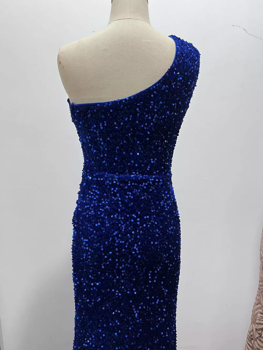 One-Shoulder Ruched Sequin High-Slit Evening Dress, image 33